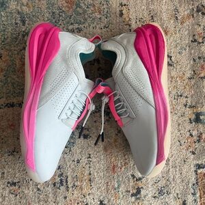 Clove slip on wipeable healthcare nursing sneakers size 10 pink grey